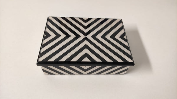 Corner white rectangle box